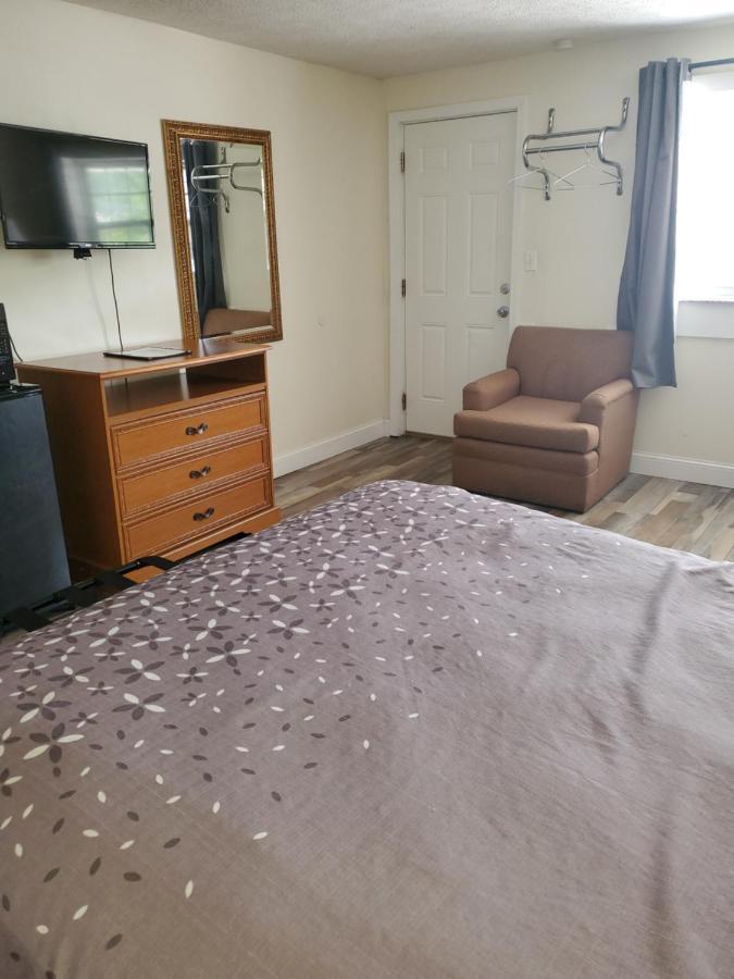 Turnpike Motel Melrose Εξωτερικό φωτογραφία